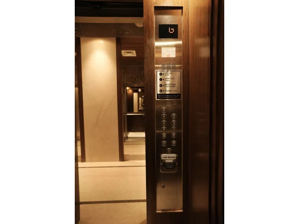 Golden Sarovar Portico