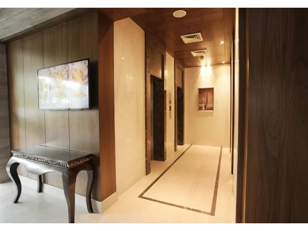 Golden Sarovar Portico