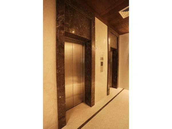 Golden Sarovar Portico