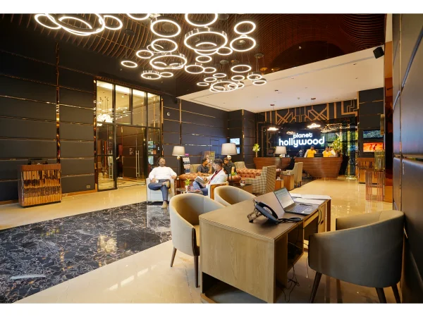 Hotel Planet Hollywood